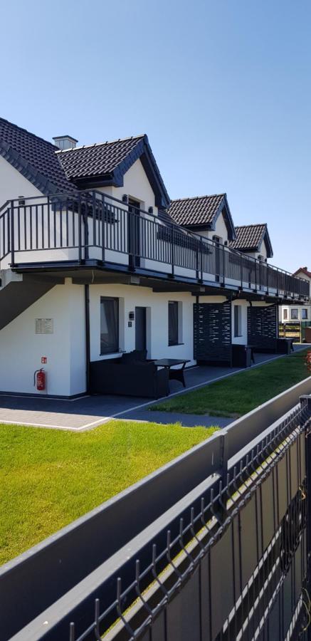 Apartamenty U Wioli I Marcina Леба Екстериор снимка