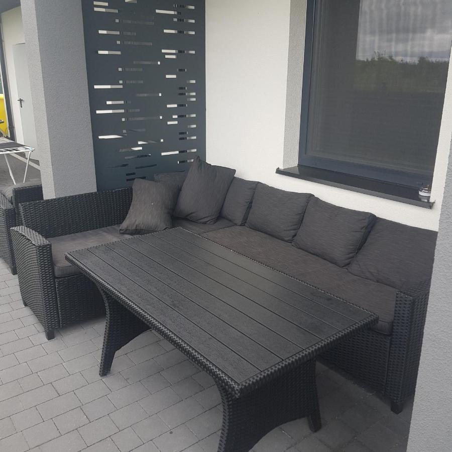 Apartamenty U Wioli I Marcina Леба Екстериор снимка